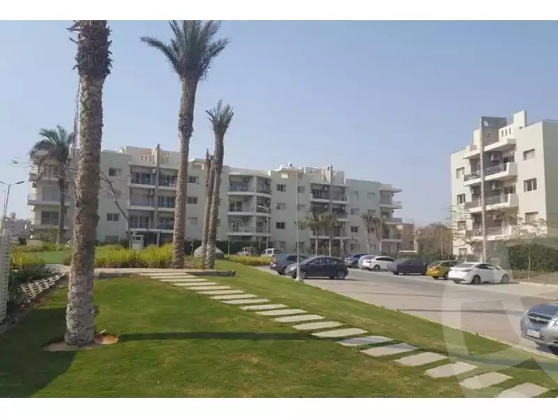 https://aqarmap.com.eg/en/listing/5988500-for-sale-cairo-el-sheikh-zayed-city-compounds-dh-drys