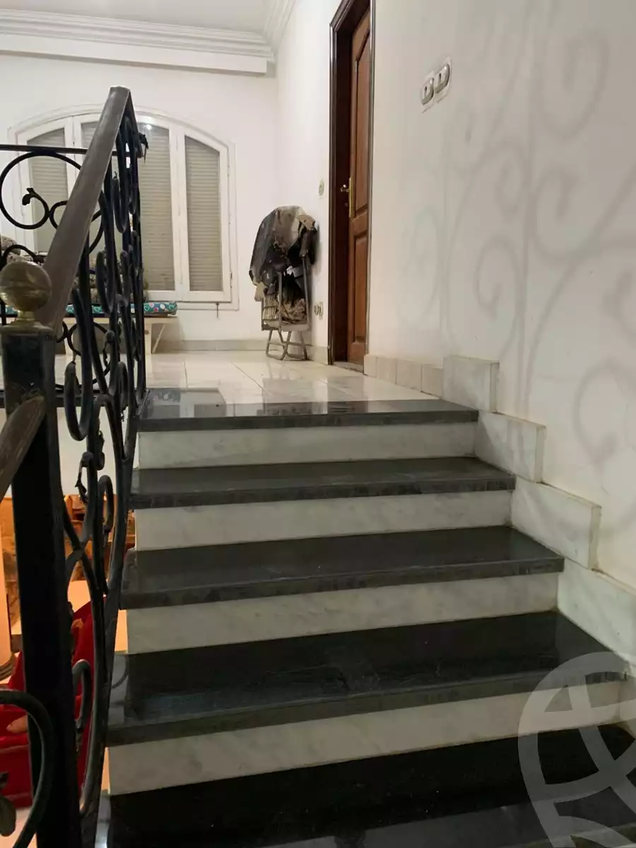 https://aqarmap.com.eg/en/listing/5988843-for-sale-cairo-el-sheikh-zayed-city-compounds-el-yasmeen-compound