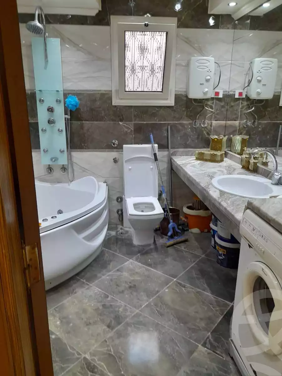 https://aqarmap.com.eg/en/listing/5989344-for-sale-alexandria-camp-cesar-port-said-street