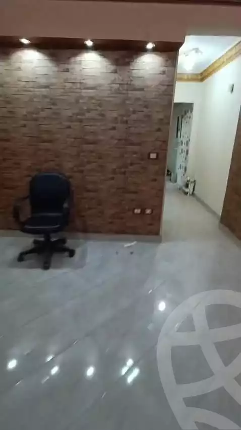 https://aqarmap.com.eg/en/listing/5989389-for-rent-cairo-mokattam-el-hadabah-el-wosta