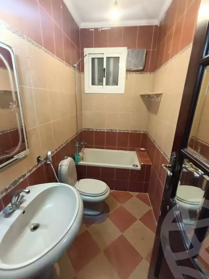 https://aqarmap.com.eg/en/listing/5990513-for-rent-cairo-mokattam-lhdb-l-ly