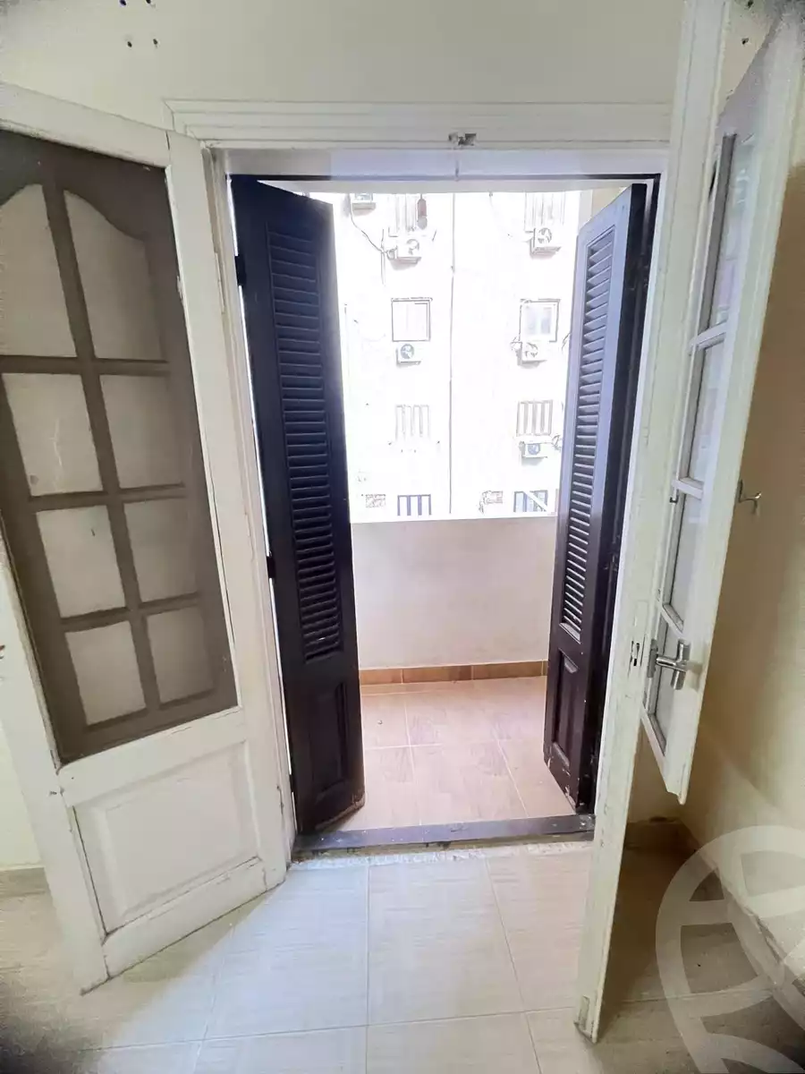 https://aqarmap.com.eg/en/listing/5991776-for-sale-cairo-helwan-helwan-el-sharkeya-saleh-sobhy-st