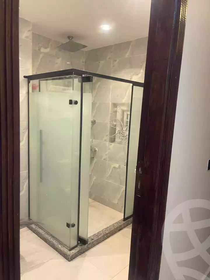 https://aqarmap.com.eg/en/listing/5993201-for-sale-cairo-ain-shams-ahmed-esmat-st
