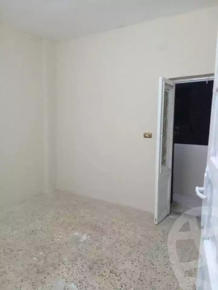 https://aqarmap.com.eg/ar/listing/5993596-for-sale-qalyubia-el-khanka-arab-el-ayayda