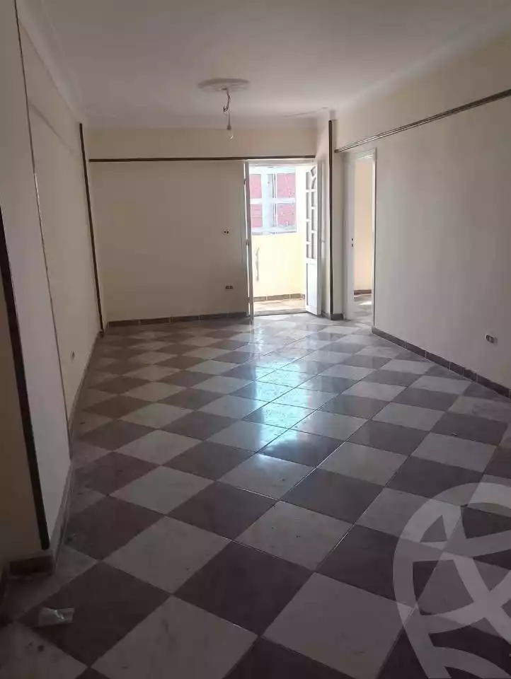 https://aqarmap.com.eg/ar/listing/5993599-for-sale-alexandria-el-asafra-shr-45