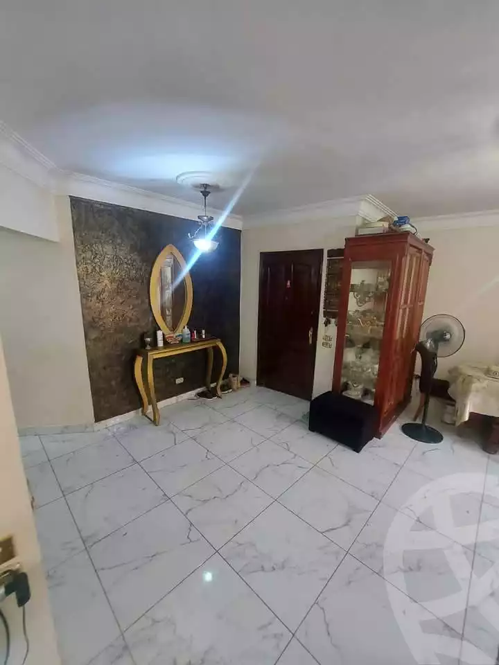https://aqarmap.com.eg/en/listing/5994359-for-sale-cairo-helwan-mnshy-yn-hlwn-rael-st