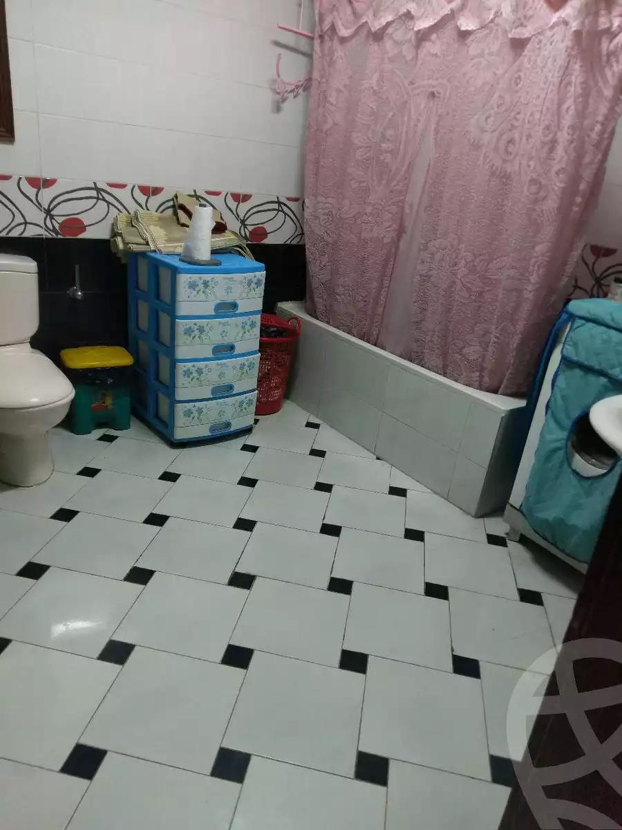 https://aqarmap.com.eg/en/listing/5995998-for-sale-cairo-helwan-helwan-el-sharkeya-khesro-basha-st