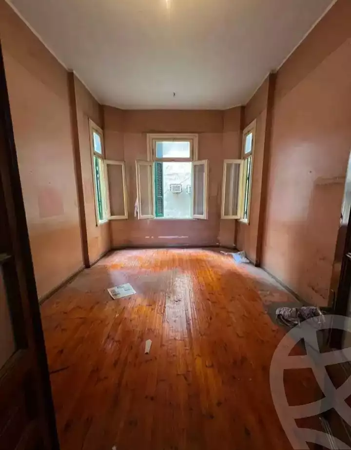 https://aqarmap.com.eg/en/listing/5996357-for-sale-cairo-ljyz-shareaa-morad  charel degol
