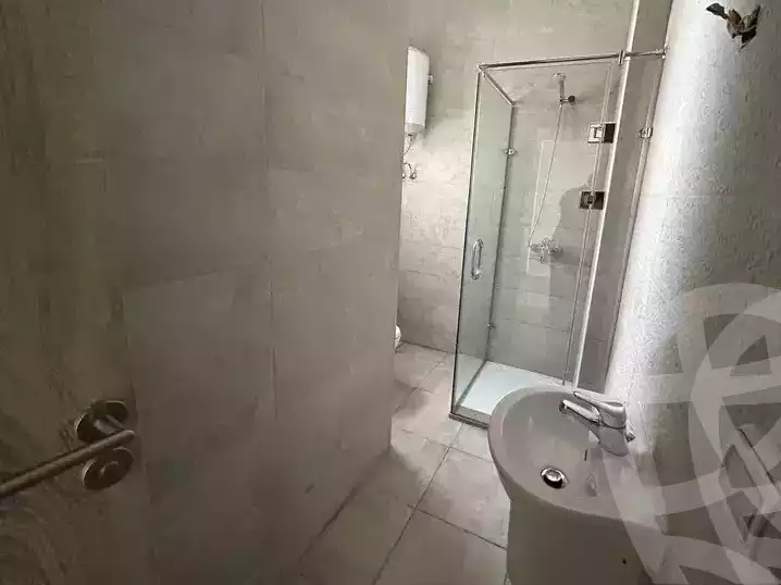 https://aqarmap.com.eg/en/listing/5996571-for-sale-cairo-new-cairo-compounds-fifth-square