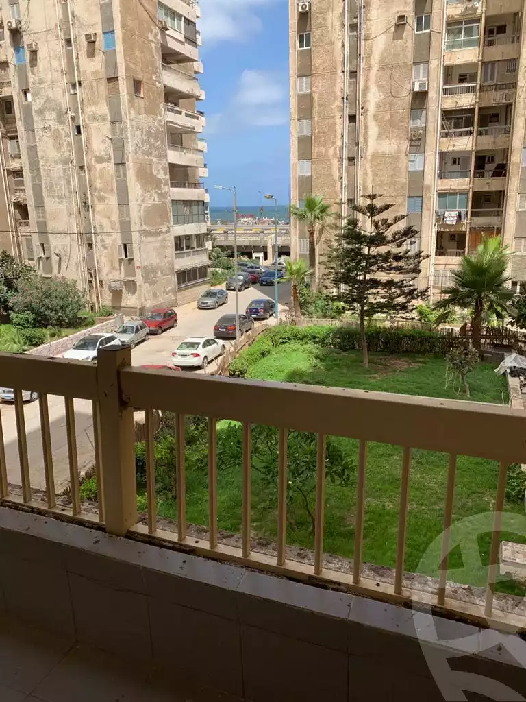 https://aqarmap.com.eg/en/listing/5998842-for-sale-alexandria-sidi-gaber-el-mosheer-ahmed-isamil-st