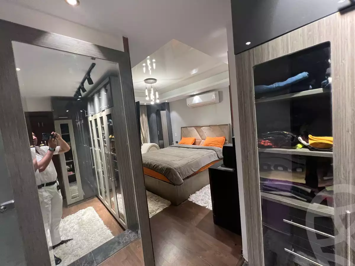 https://aqarmap.com.eg/en/listing/5999296-for-sale-cairo-el-sheikh-zayed-city-compounds-kmbwnd-ljwmn
