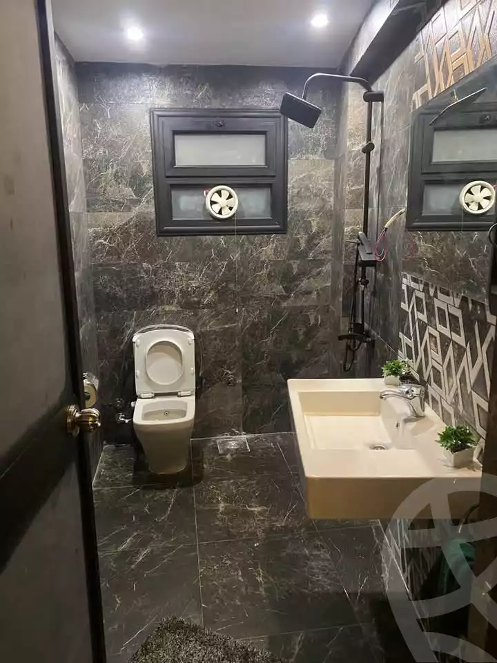 https://aqarmap.com.eg/ar/listing/6000417-for-sale-alexandria-l-jmy-lbytsh-khalil-ballw-st