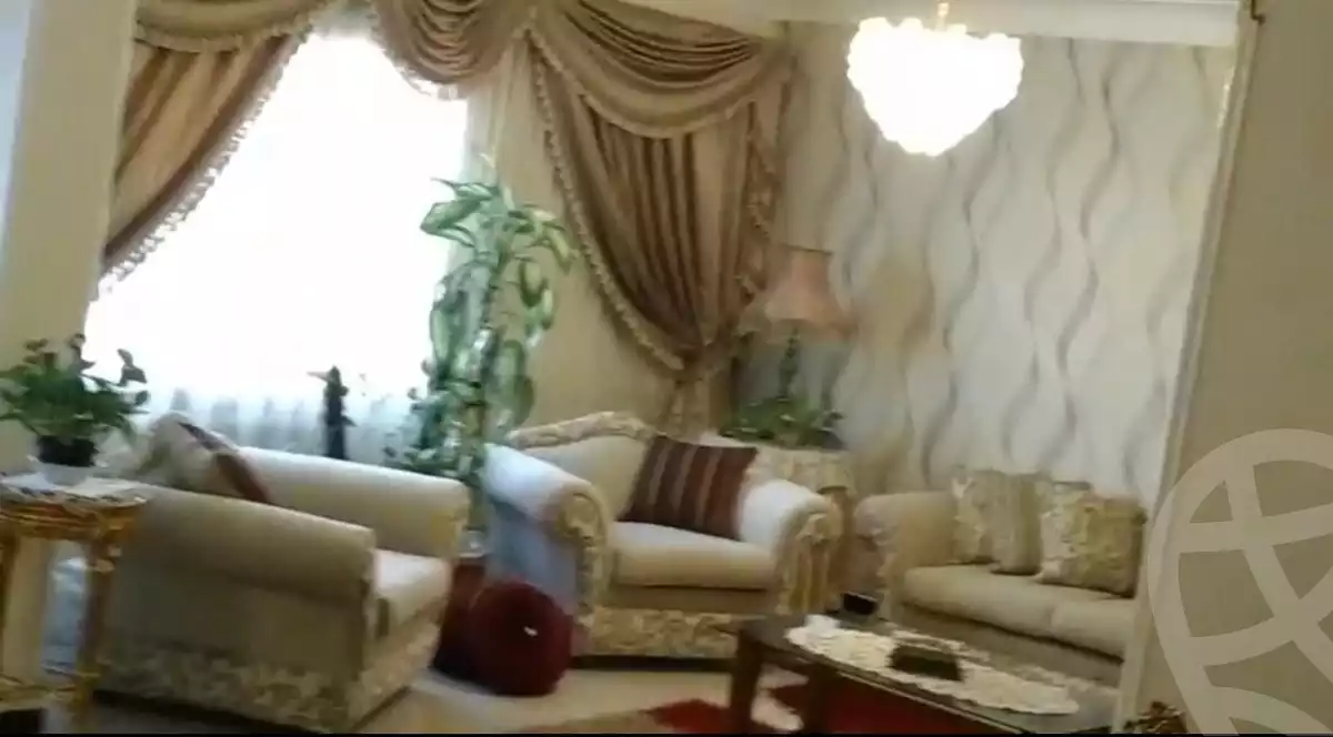 https://aqarmap.com.eg/ar/listing/6000614-for-sale-cairo-downtown-abdeen-el-gomhoreya-st
