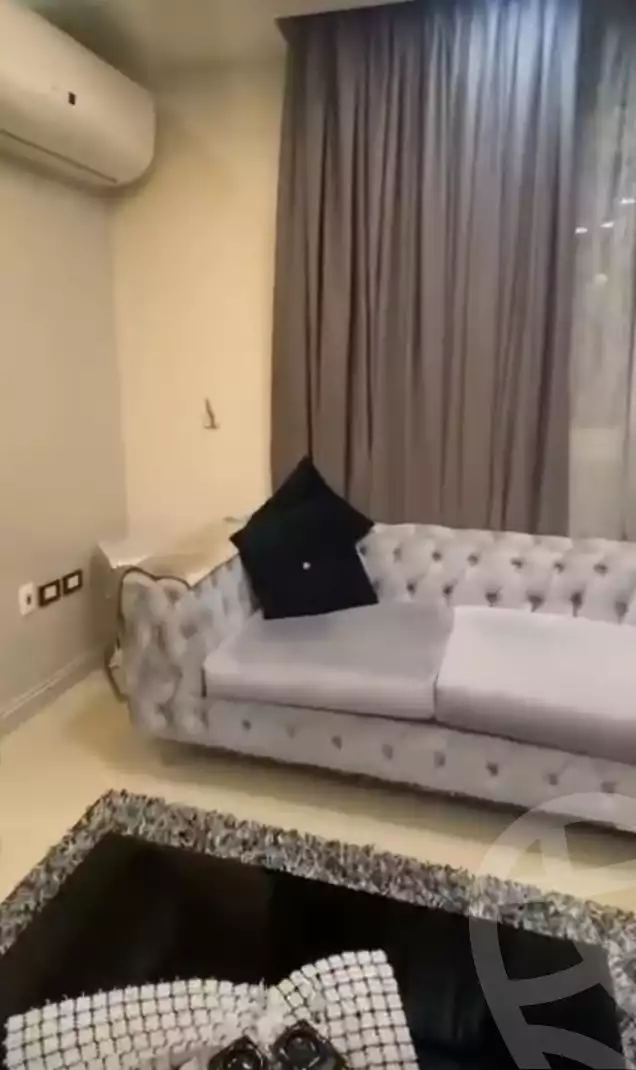 https://aqarmap.com.eg/en/listing/6001030-for-sale-cairo-mokattam-el-hadabah-el-wosta-el-mantaqa-el-khamsa