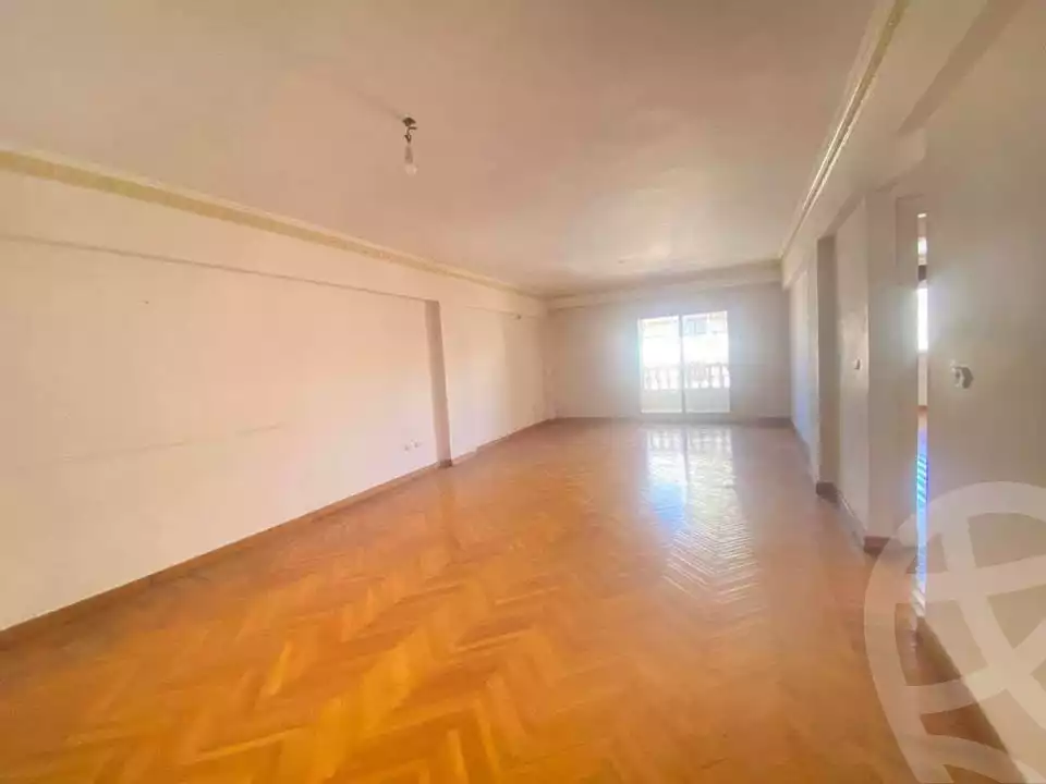 https://aqarmap.com.eg/en/listing/6001150-for-rent-alexandria-glim