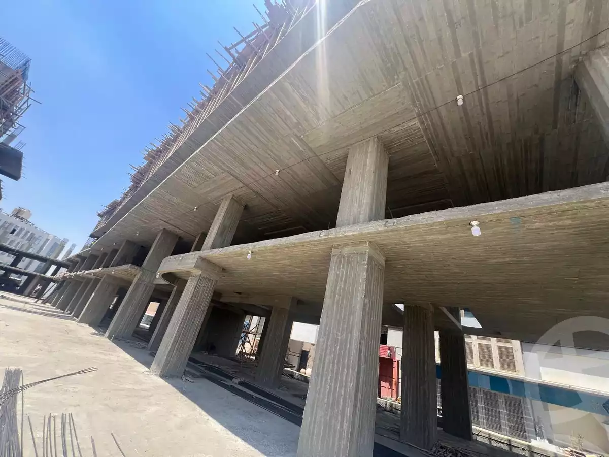 https://aqarmap.com.eg/en/listing/6001410-for-sale-cairo-el-sheikh-zayed-city-compounds-101-mall