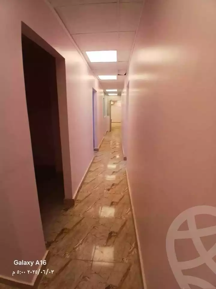 https://aqarmap.com.eg/ar/listing/6002812-for-rent-cairo-mokattam-lhdb-l-ly