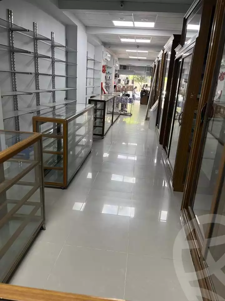 https://aqarmap.com.eg/en/listing/6002949-for-rent-cairo-el-zaytun-lzytwn-lshrqy-toman-bai-st