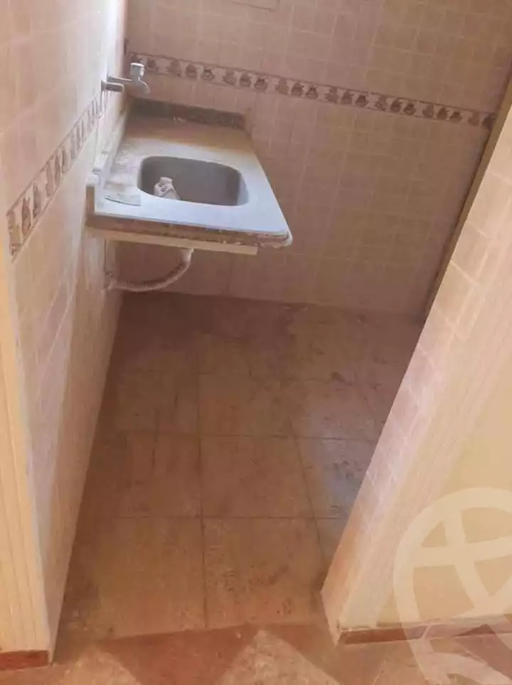 https://aqarmap.com.eg/en/listing/6002967-for-rent-alexandria-l-jmy-el-hanouvel-el-zahraa-city-st
