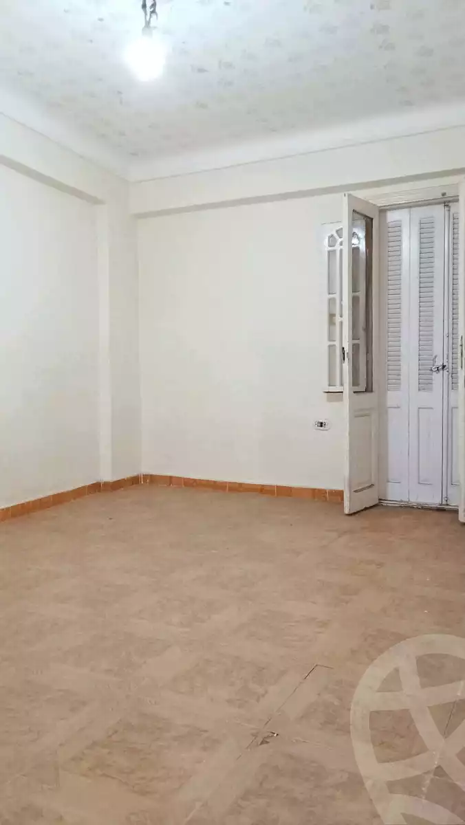 https://aqarmap.com.eg/ar/listing/6004980-for-sale-alexandria-l-jmy-lbytsh-abd-el-fattah-el-talkhawy