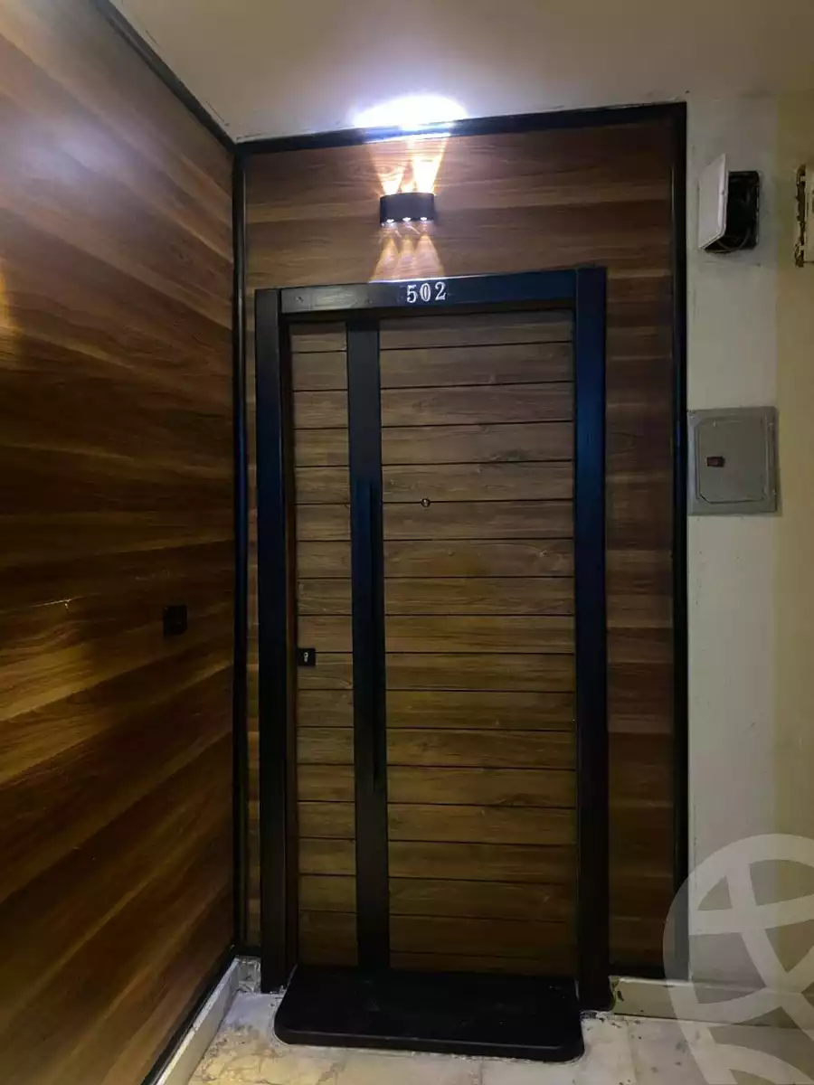 https://aqarmap.com.eg/en/listing/6005115-for-sale-cairo-helwan-helwan-el-sharkeya-borhan-st