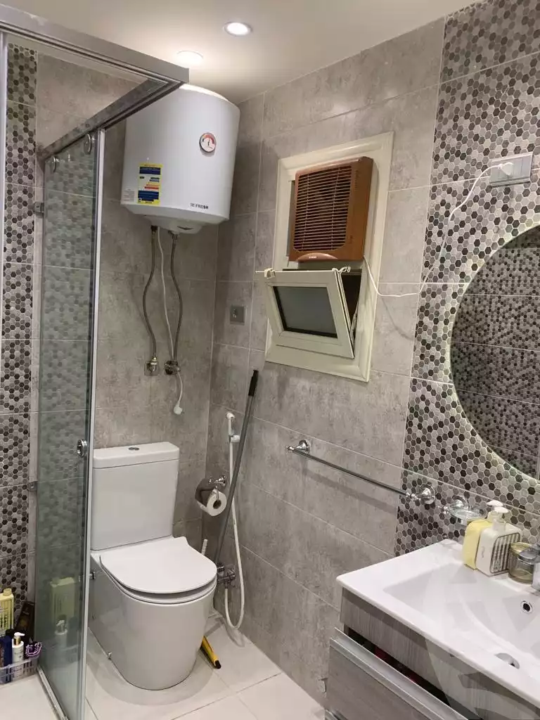 https://aqarmap.com.eg/ar/listing/6006744-for-sale-cairo-mokattam-el-hadabah-el-wosta-el-mantaqa-el-olaa-baron-school-street