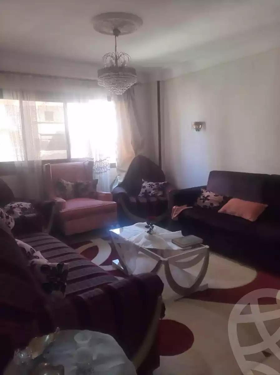 https://aqarmap.com.eg/en/listing/6007545-for-sale-alexandria-l-jmy-lbytsh-mecca-st