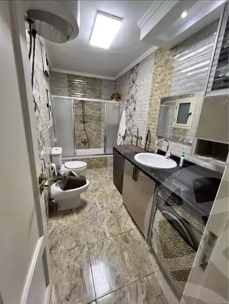 https://aqarmap.com.eg/en/listing/6007675-for-sale-alexandria-camp-cesar-port-said-street