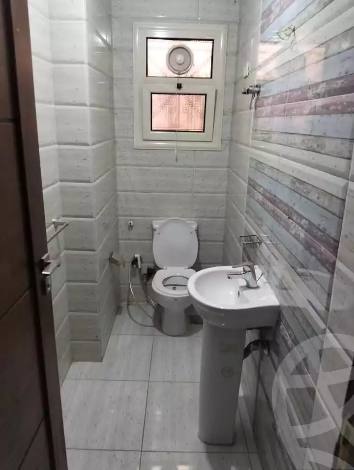 https://aqarmap.com.eg/en/listing/6007760-for-rent-cairo-mokattam-lhdb-l-ly