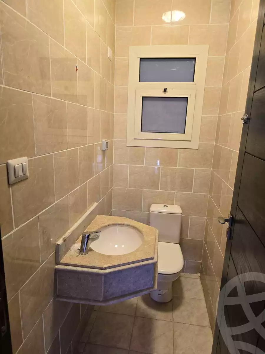 https://aqarmap.com.eg/en/listing/6009094-for-rent-cairo-el-sheikh-zayed-city-compounds-dh-drys