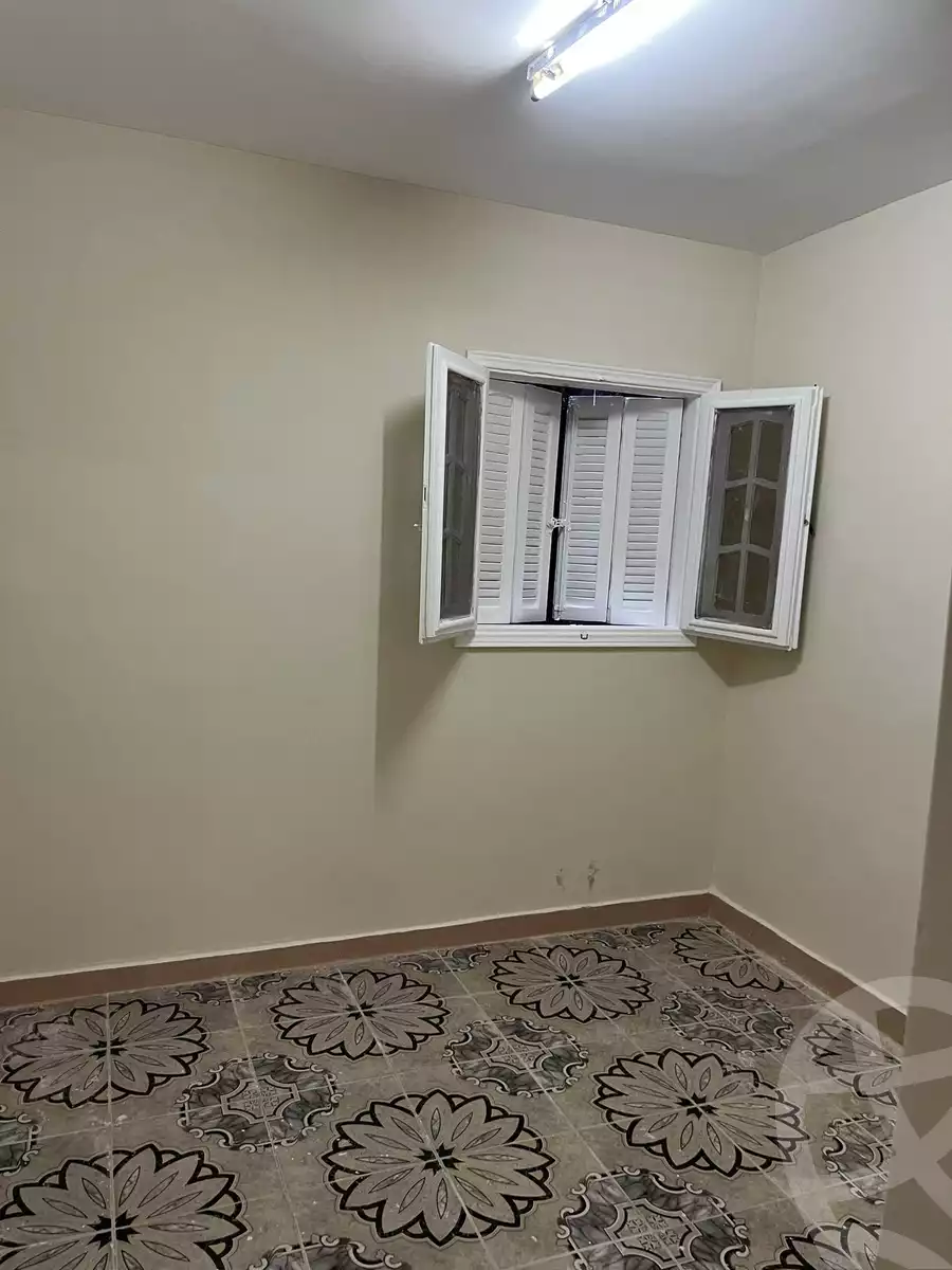 https://aqarmap.com.eg/en/listing/6009803-for-sale-alexandria-l-jmy-lbytsh-el-saleheen-mosque-st