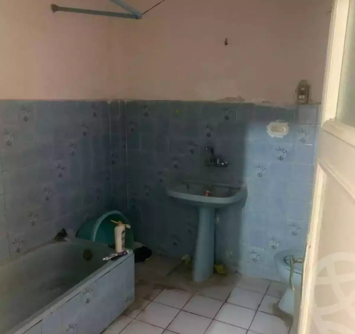 https://aqarmap.com.eg/ar/listing/6009880-for-rent-alexandria-ganaklis