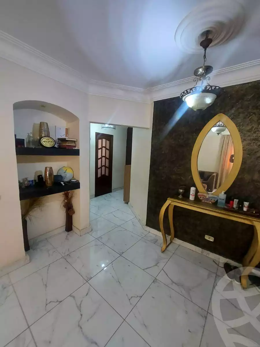 https://aqarmap.com.eg/en/listing/6010786-for-sale-cairo-helwan-mnshy-yn-hlwn-rael-st