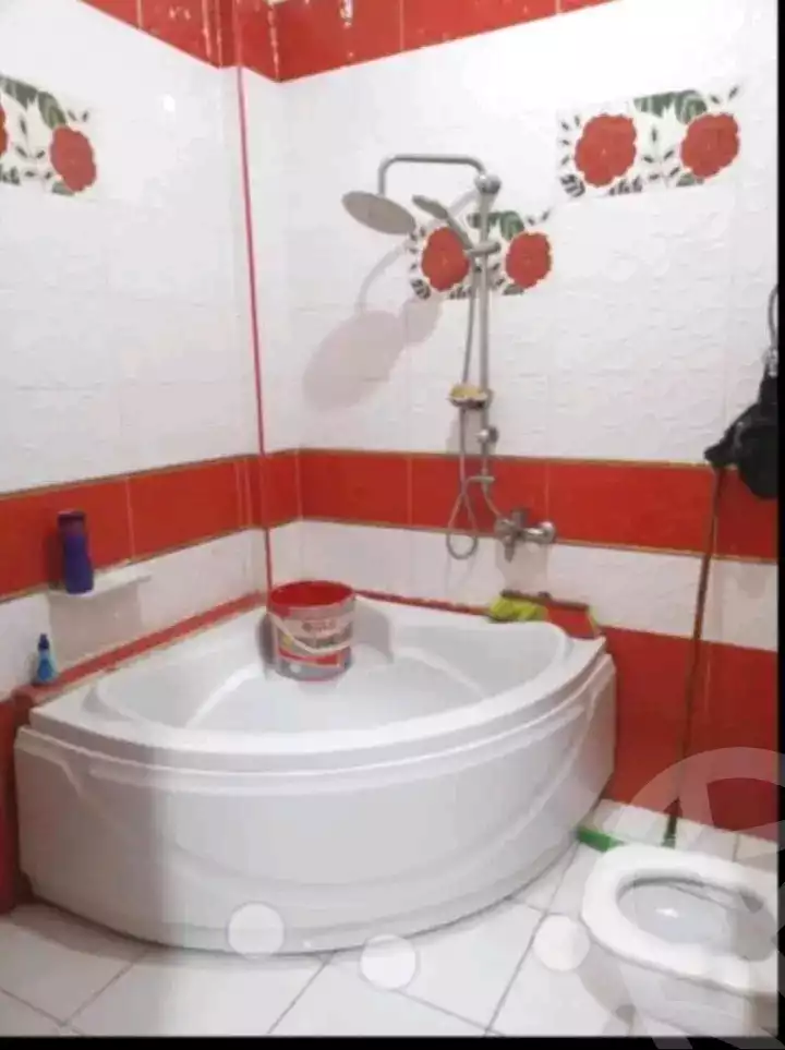 https://aqarmap.com.eg/en/listing/6011314-for-sale-qalyubia-shubra-el-khaima-el-shareaa-el-gadid-st