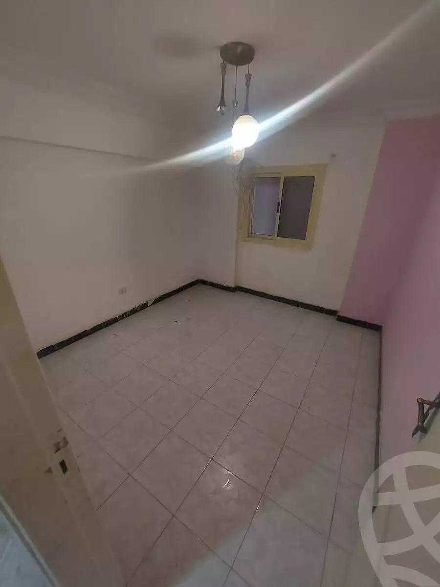 https://aqarmap.com.eg/en/listing/6011773-for-rent-cairo-helwan-helwan-el-sharkeya-heidar-st