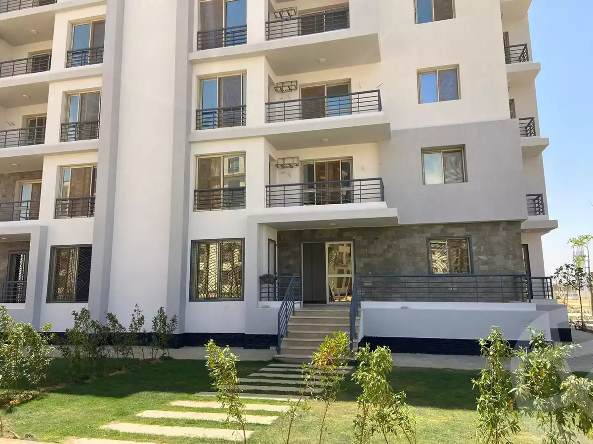 https://aqarmap.com.eg/en/listing/6013376-for-sale-cairo-el-sheikh-zayed-city-lshykh-zyd-ljdyd-west-view-residence-hdp