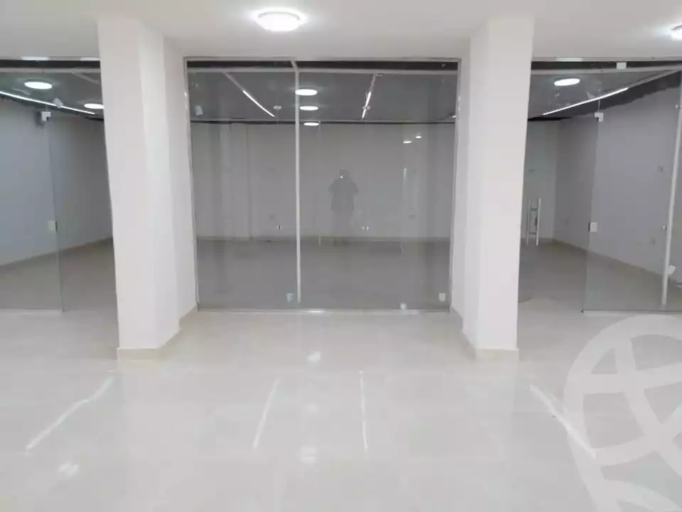 https://aqarmap.com.eg/en/listing/6014611-for-rent-cairo-mokattam-lhdb-l-ly-manteqt-ganob-s