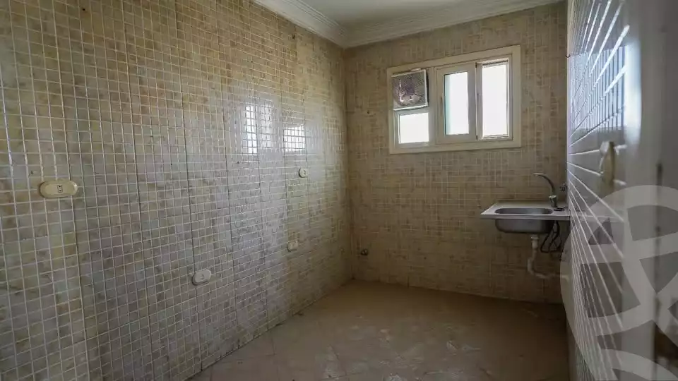 https://aqarmap.com.eg/en/listing/6014614-for-sale-cairo-mokattam-lhdb-l-ly-el-naforah-square