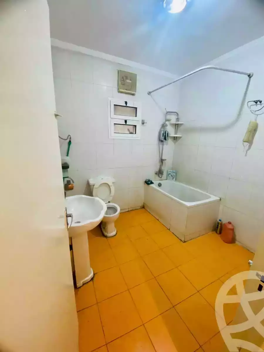 https://aqarmap.com.eg/ar/listing/5783647-for-rent-cairo-el-haram-madkor