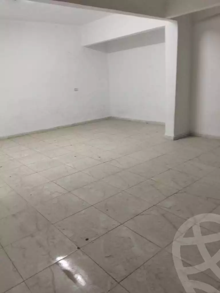 https://aqarmap.com.eg/en/listing/6016263-for-rent-cairo-mokattam-lhdb-l-ly