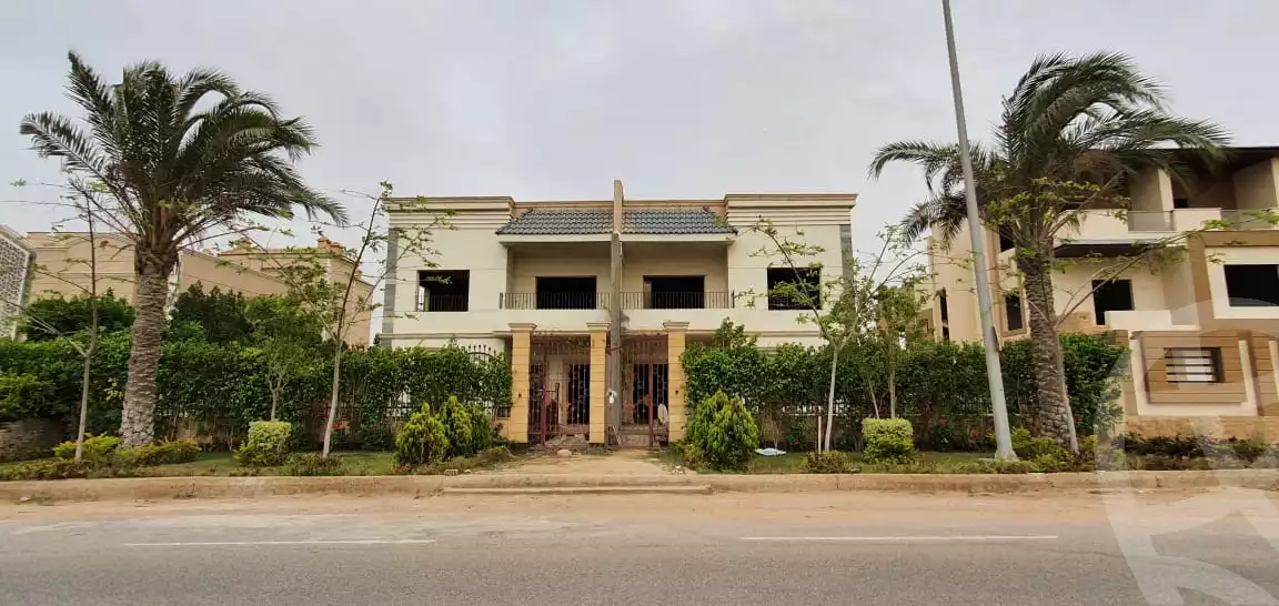 https://aqarmap.com.eg/ar/listing/6017554-for-sale-cairo-el-sheikh-zayed-city-el-hay-el-thaleth-ashaer-area-3-el-salam-st