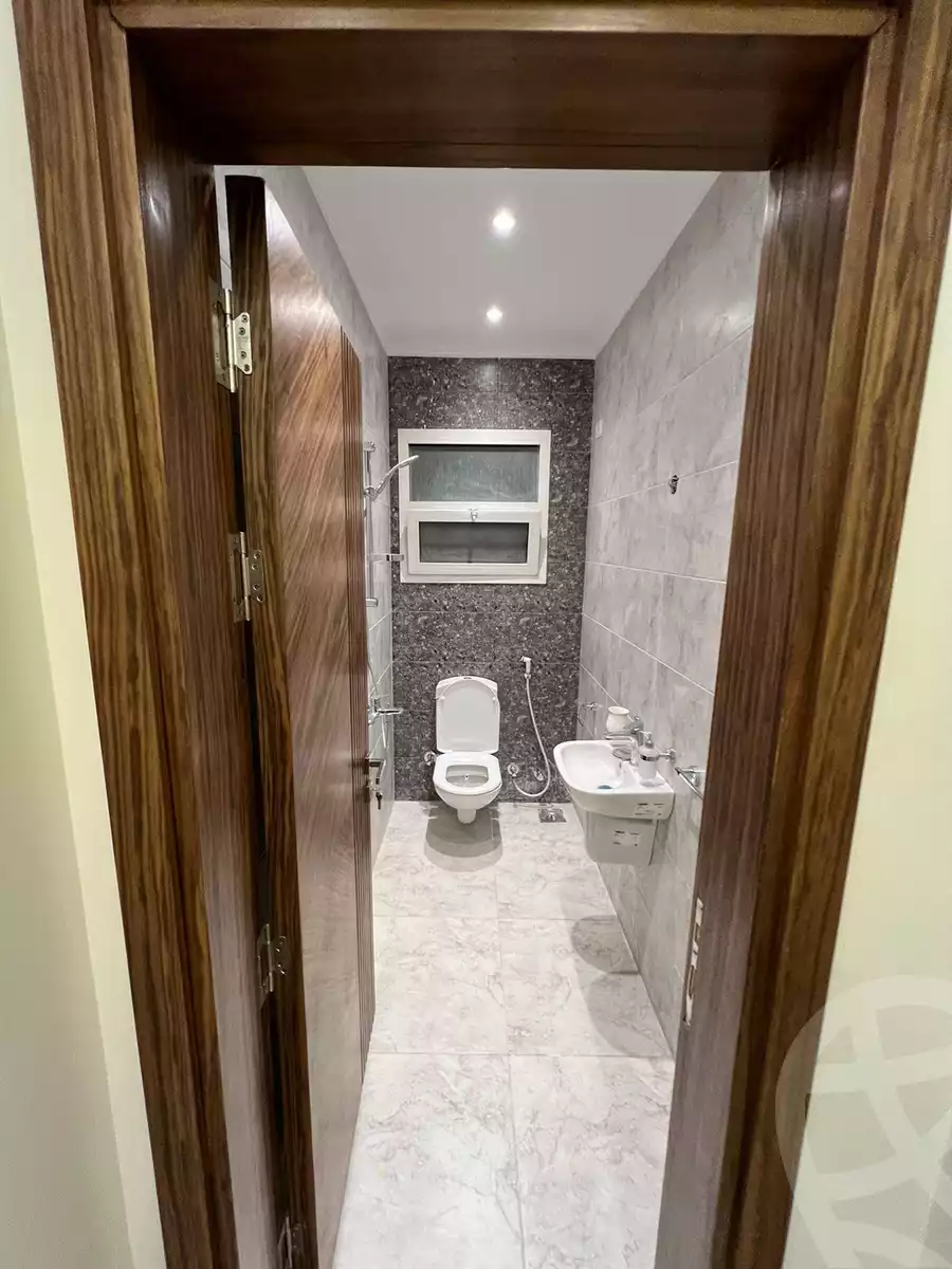 https://aqarmap.com.eg/en/listing/6017861-for-rent-cairo-6th-of-october-compounds-october-plaza