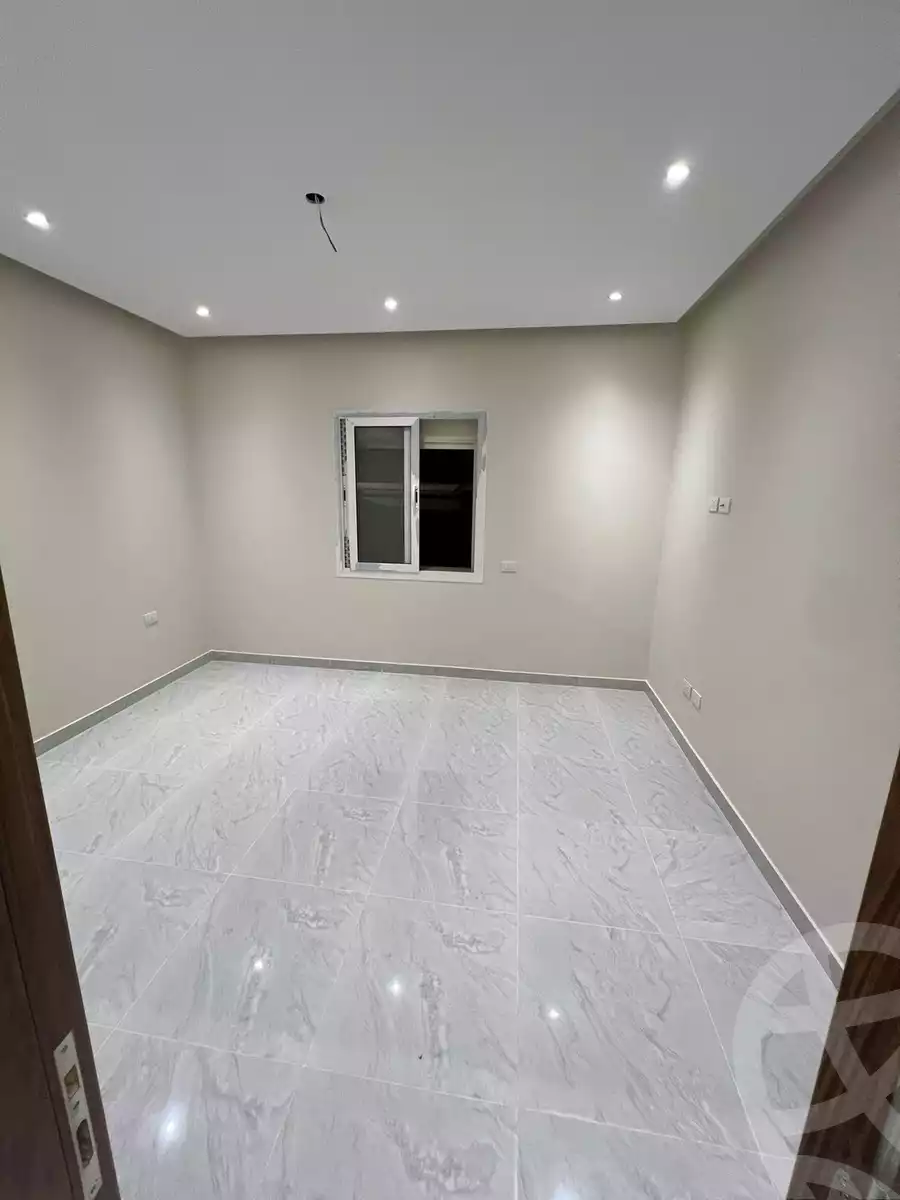 https://aqarmap.com.eg/en/listing/6017861-for-rent-cairo-6th-of-october-compounds-october-plaza