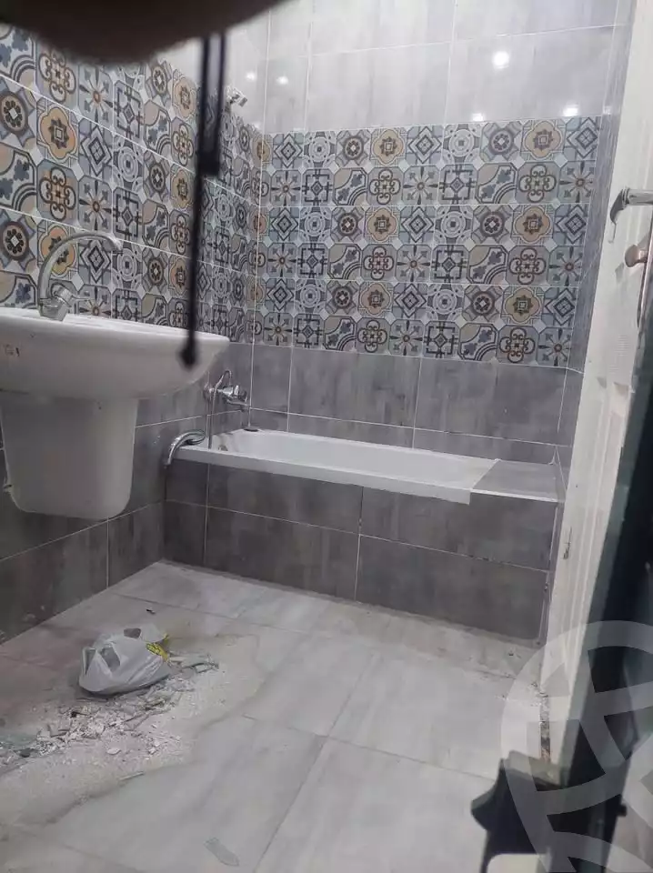 https://aqarmap.com.eg/en/listing/6018590-for-sale-alexandria-el-mandara-al-mahdaoi-st