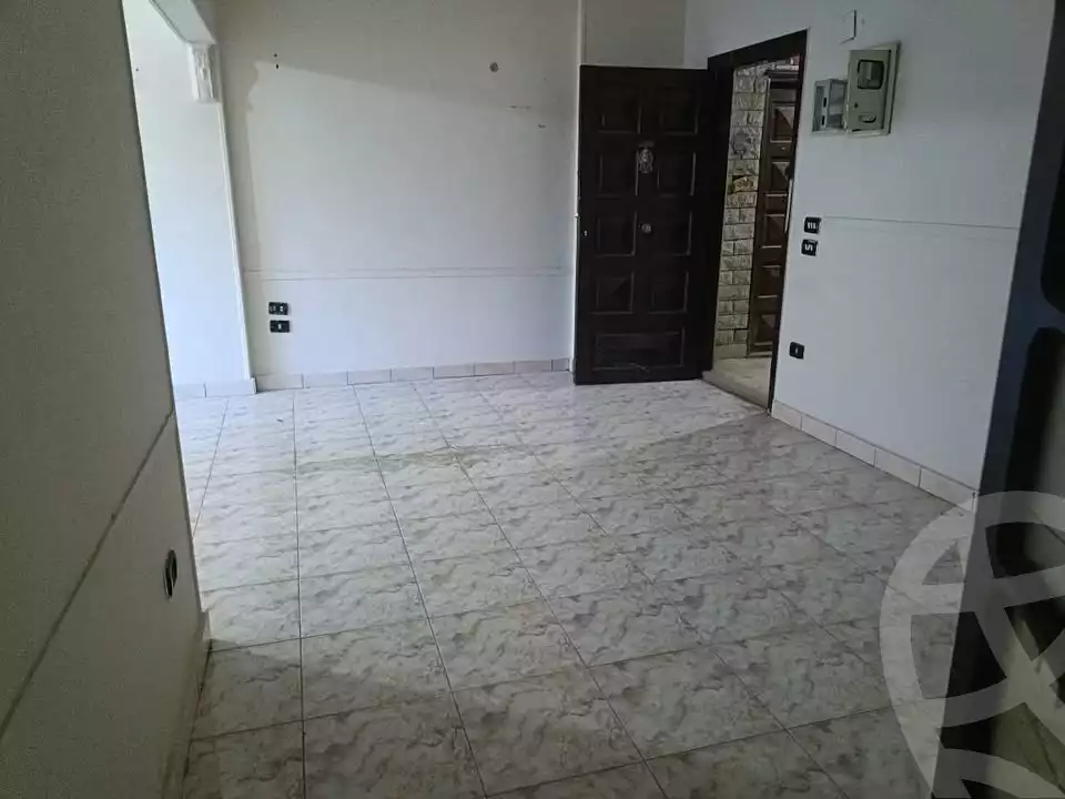 https://aqarmap.com.eg/en/listing/6019814-for-sale-cairo-mokattam-lhdb-l-ly-shareaa-9