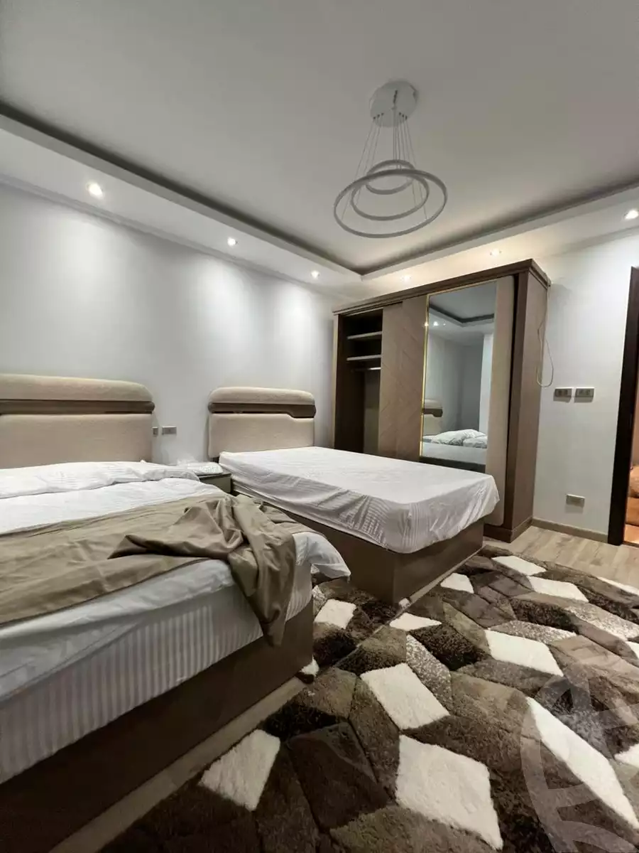 https://aqarmap.com.eg/en/listing/6020770-for-sale-cairo-new-cairo-compounds-mwrd-fq-llttwyr