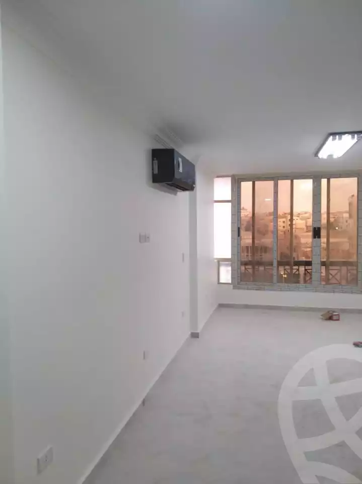 https://aqarmap.com.eg/en/listing/6022082-for-sale-cairo-mokattam-compounds-kmbwnd-jwldn-jyts