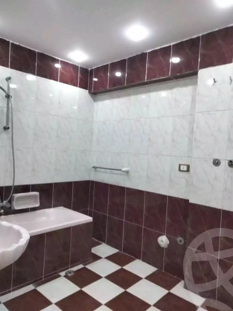 https://aqarmap.com.eg/ar/listing/6022339-for-sale-alexandria-l-jmy-lbytsh-el-bostan-st