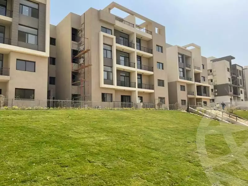 https://aqarmap.com.eg/en/listing/6023183-for-sale-cairo-new-cairo-compounds-fifth-square