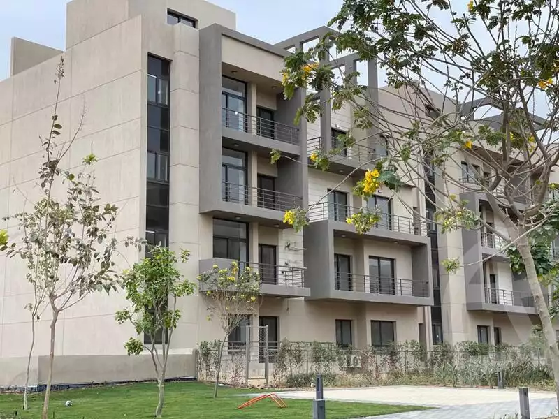 https://aqarmap.com.eg/en/listing/6023183-for-sale-cairo-new-cairo-compounds-fifth-square